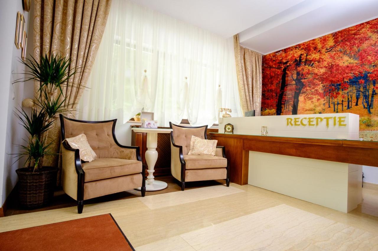 Hotel Poezia Luna エクステリア 写真